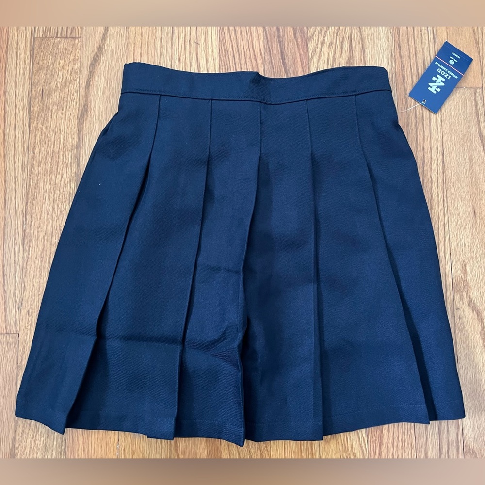 ⭐️5/$25⭐️ NWT Izod Navy Blue School Wear Skort